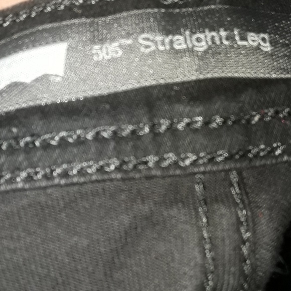 Levi's - Picture 5 of 5